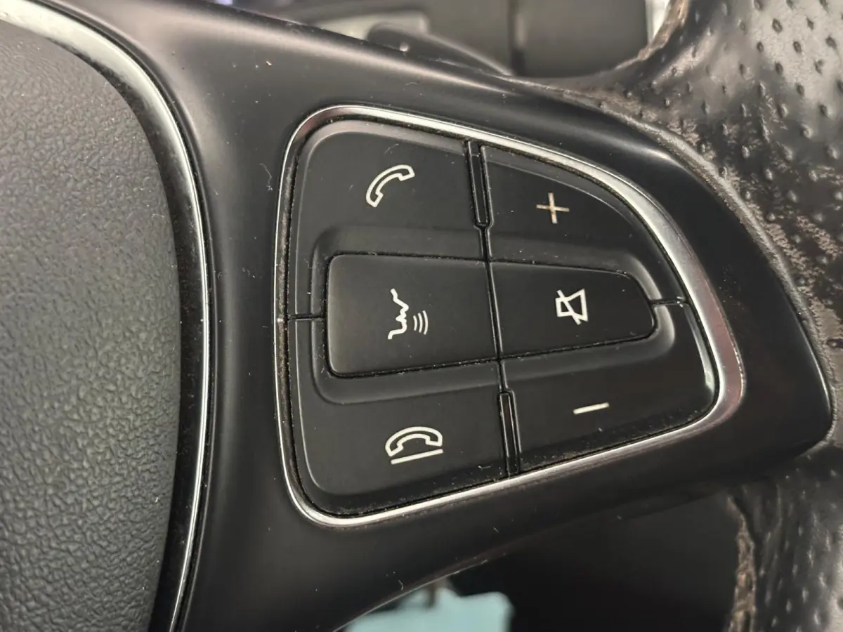 119 CDI Lang Automaat Airco Cruise Control Camera Parkeersensoren Achterklep Trekhaak Side bars