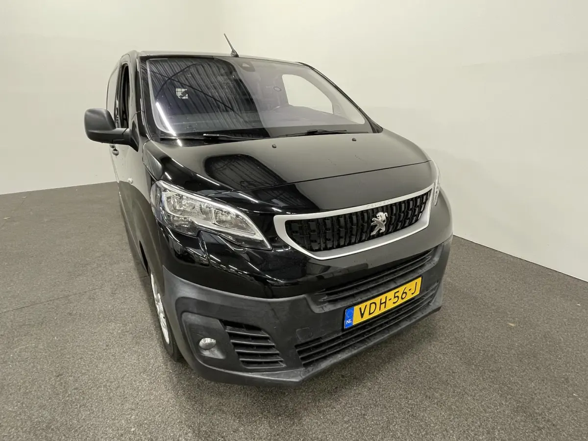 231L 2.0 BlueHDI 120 Premium HANDEL/EXPORT Airco Cruise Control Trekhaak Elektrische schuifdeur Navigatie