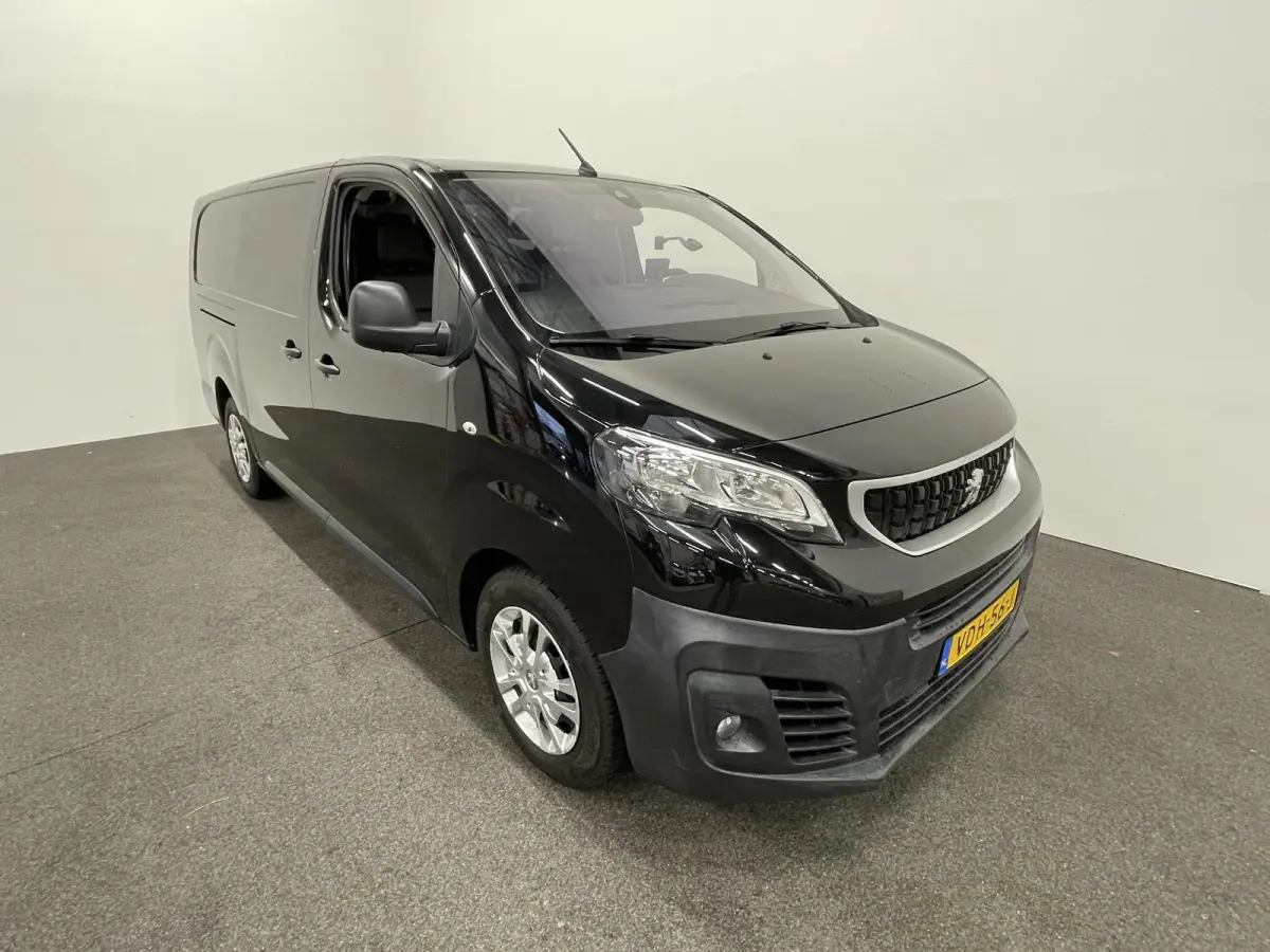 231L 2.0 BlueHDI 120 Premium HANDEL/EXPORT Airco Cruise Control Trekhaak Elektrische schuifdeur Navigatie