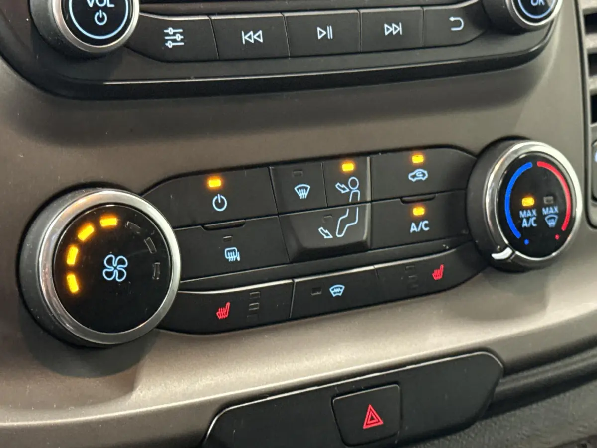 350 2.0 TDCI L2H2 Trend Automaat Airco Cruise Control Trekhaak Parkeersensoren