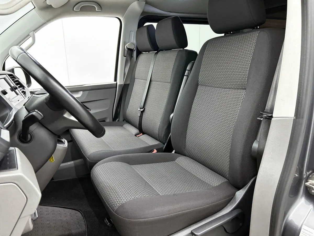 2.0 TDI L2H1 Automaat Dubbele Cabine Airco Cruise Control Navigatie Parkeersensoren