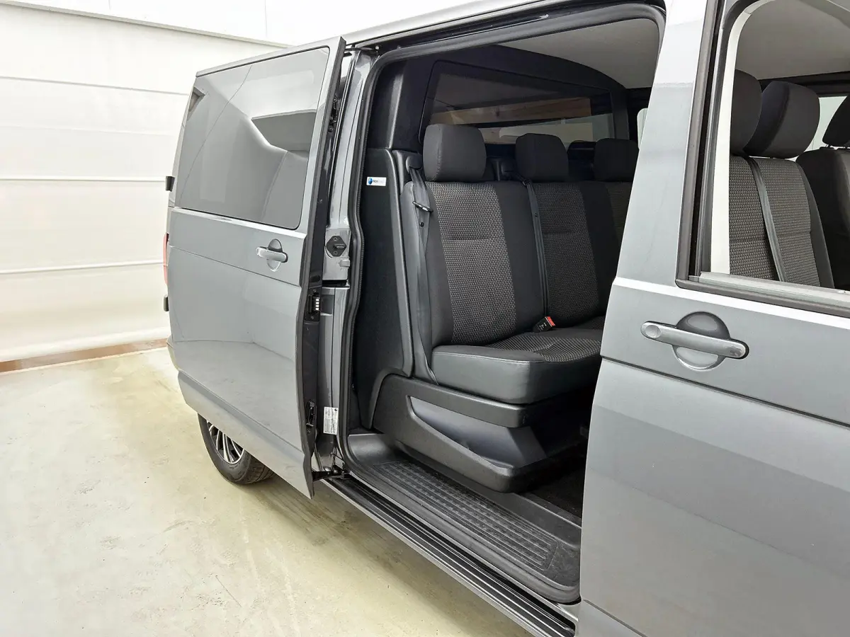 2.0 TDI L2H1 Automaat Dubbele Cabine Airco Cruise Control Navigatie Parkeersensoren