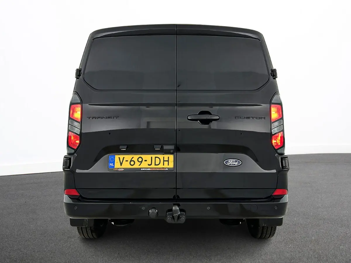 320 2.0 TDCI L2H1 Limited Automaat Airco Navigatie Cruise control Trekhaak