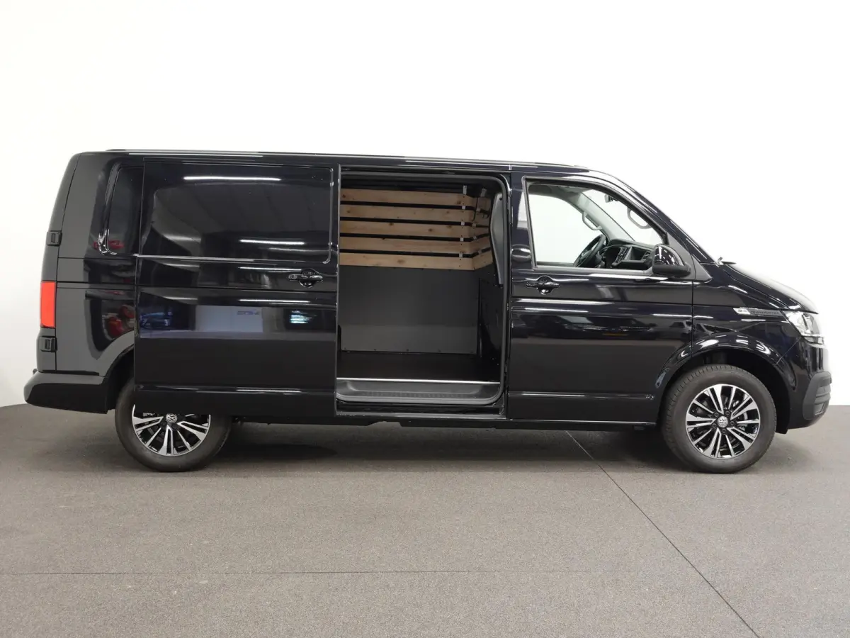 2.0 TDI L2H1 28 Highline Automaat Camera Airco Cruise