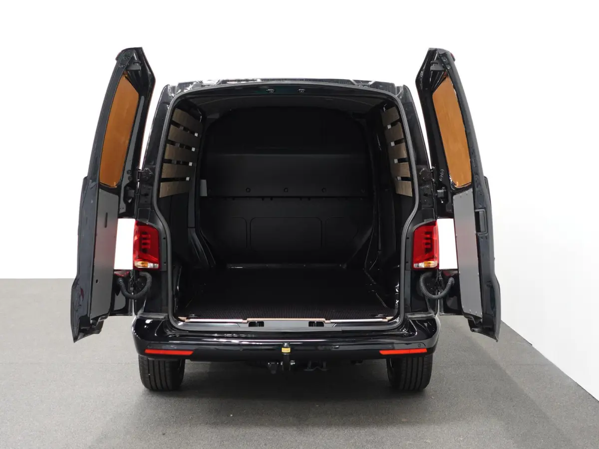2.0 TDI L2H1 28 Highline Automaat Camera Airco Cruise