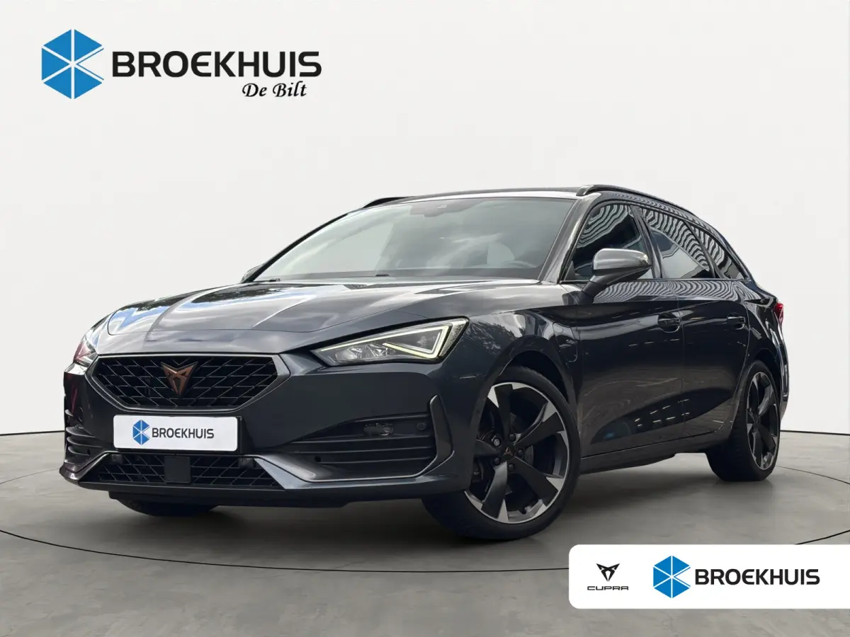 e-Hybrid | ADAPTIVE CRUISE | 19'' LMV | STOELVERWARMING | CAMERA | CAPLAY | FULL LED | PARK SENSOREN