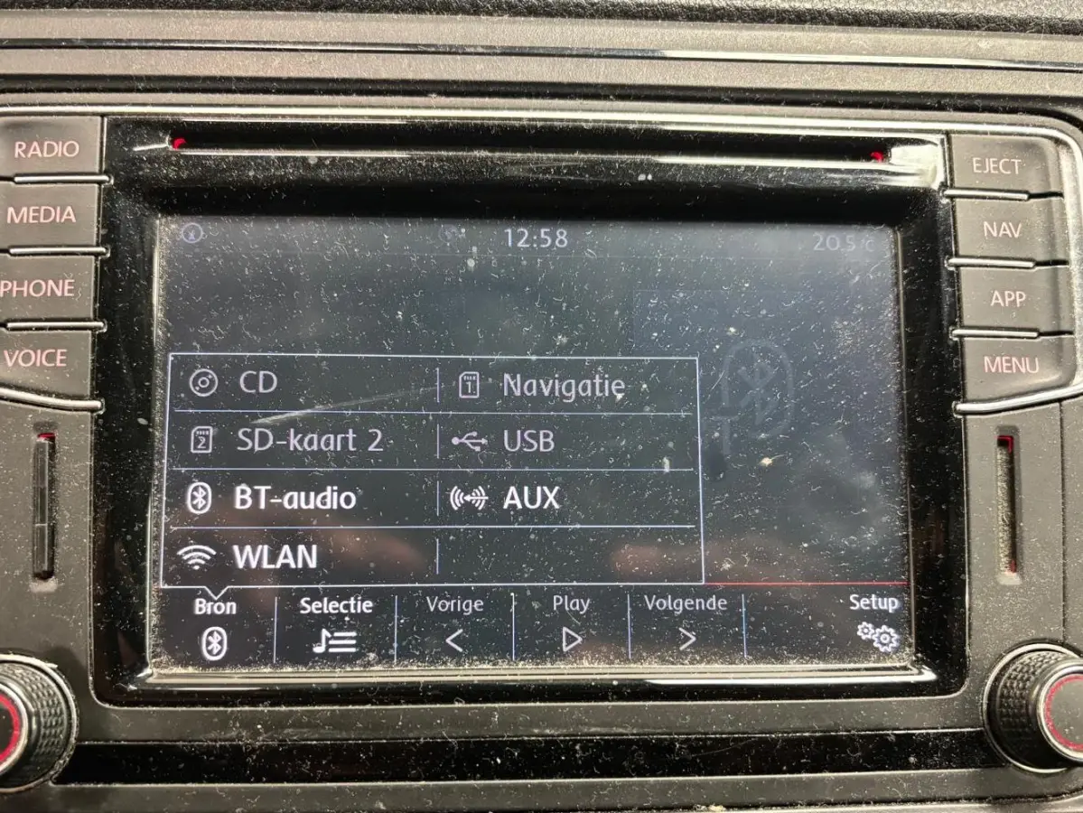 2.0 TDI L2H1 Highline Handel/Export Airco Cruise control Navigatie Parkeersensoren 20 inch Licht metalen velgen