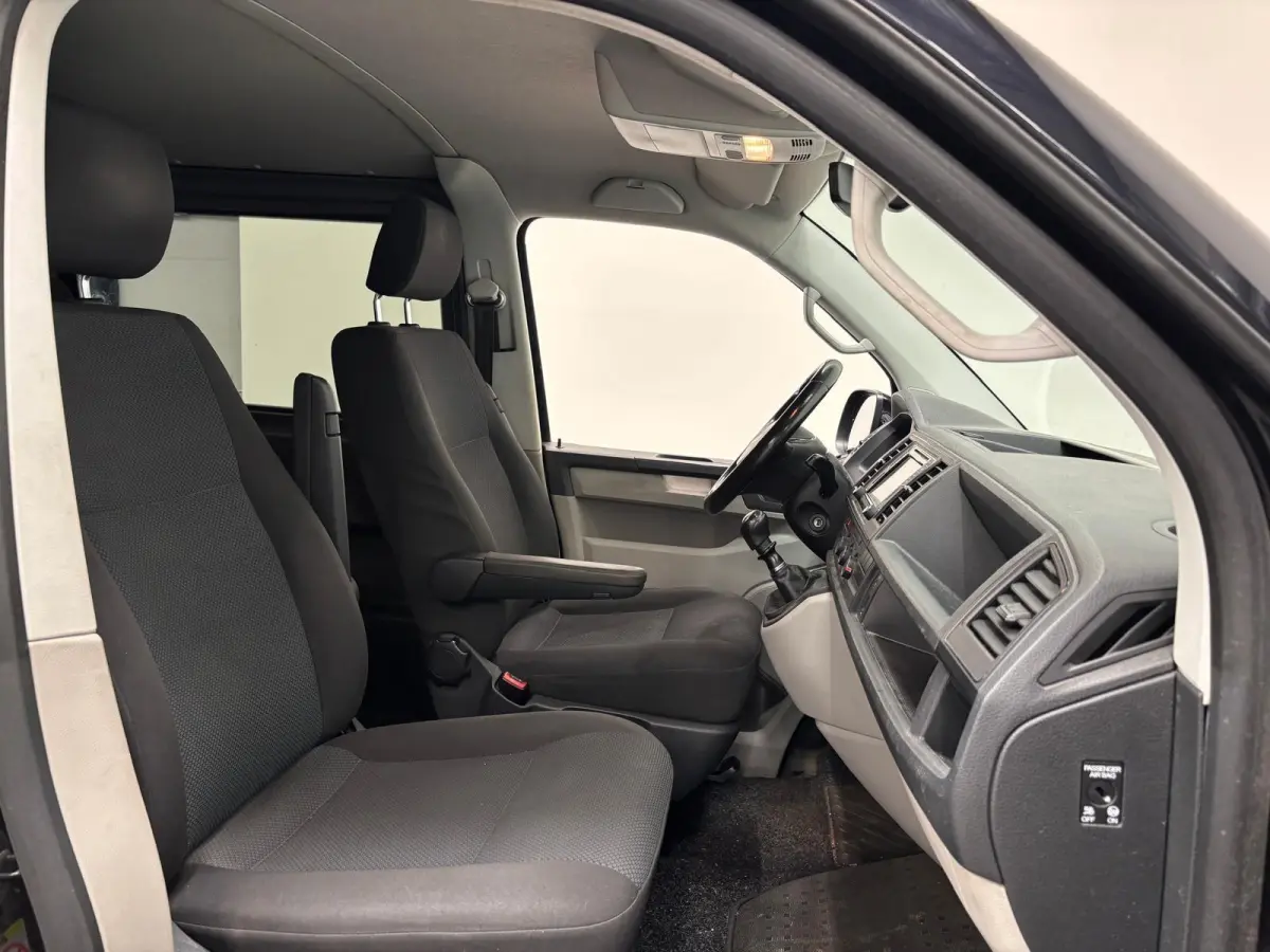 2.0 TDI L2H1 Highline Handel/Export Airco Cruise control Navigatie Parkeersensoren 20 inch Licht metalen velgen