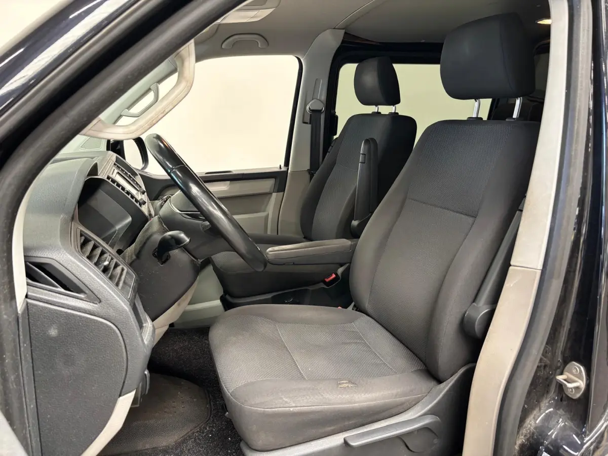 2.0 TDI L2H1 Highline Handel/Export Airco Cruise control Navigatie Parkeersensoren 20 inch Licht metalen velgen