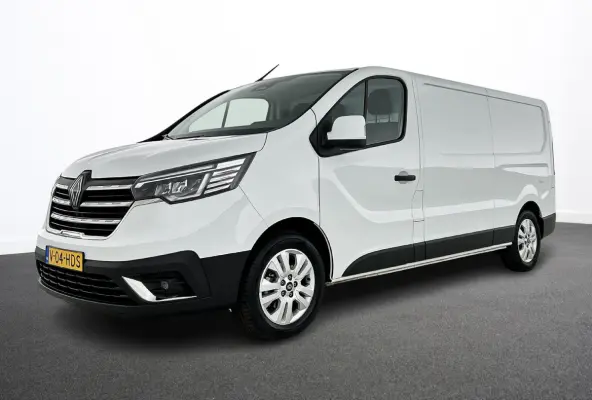 2.0 Blue dCi 150 T30 L2H1 Advance Automaat Navigatie Airco Lichtmetalen velgen Betimmering Trekhaak Camera Parkeersensoren Dab