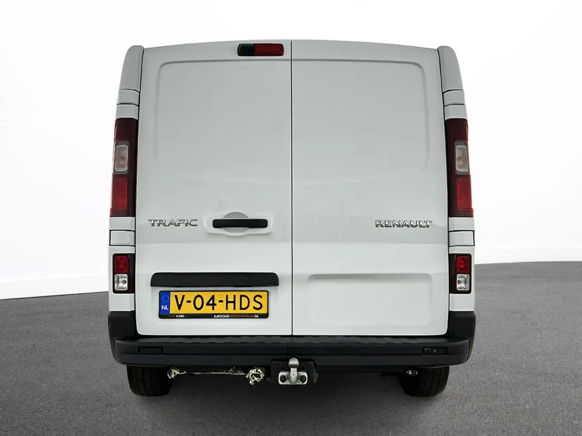 2.0 Blue dCi 150 T30 L2H1 Advance Automaat Navigatie Airco Lichtmetalen velgen Betimmering Trekhaak Camera Parkeersensoren Dab