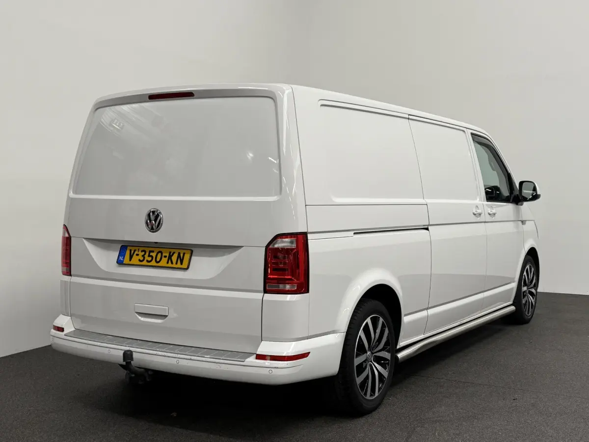 2.0 TDI L2H1 Automaat HANDEL / EXPORT Airco Navi LM velgen LED Achterklep Trekhaak Adaptieve Cruise Control
