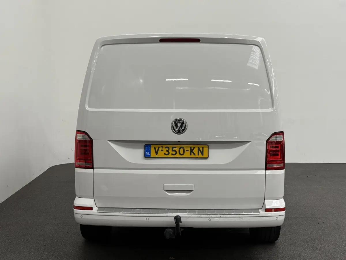 2.0 TDI L2H1 Automaat HANDEL / EXPORT Airco Navi LM velgen LED Achterklep Trekhaak Adaptieve Cruise Control
