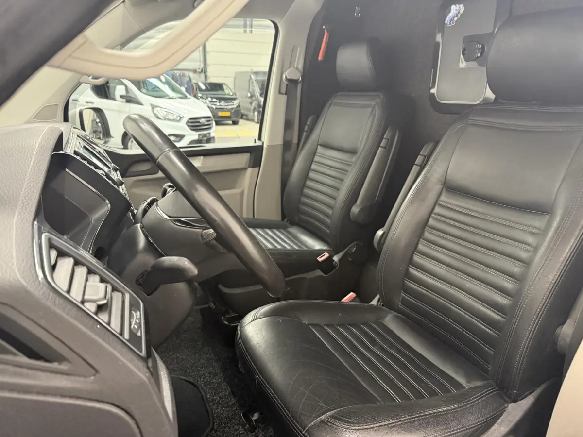 2.0 TDI L2H1 Automaat HANDEL / EXPORT Airco Navi LM velgen LED Achterklep Trekhaak Adaptieve Cruise Control