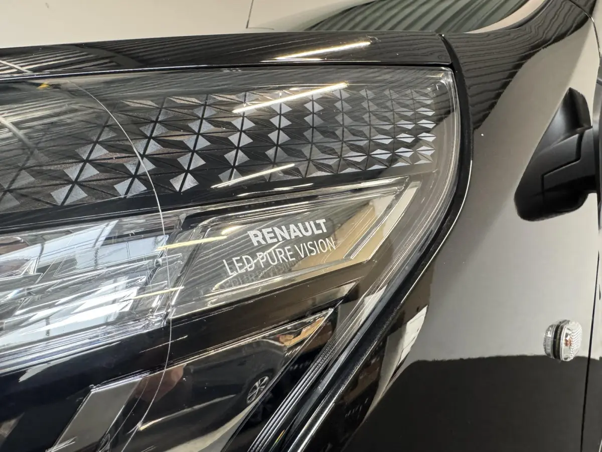 1.6 dCi 95 T29 L1H1 Comfort HANDEL/EXPORT Imperiaal Side Bars Lichtmetalen velgen