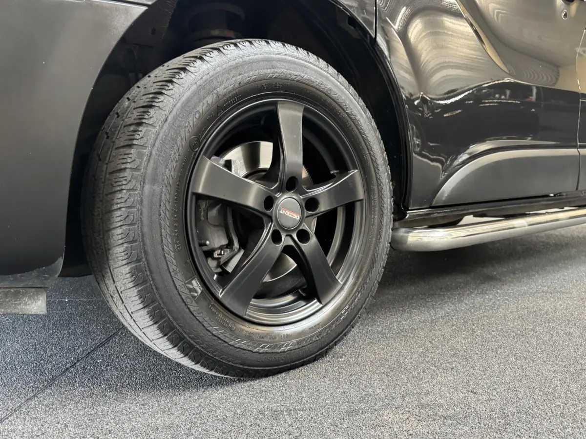 1.6 dCi 95 T29 L1H1 Comfort Imperiaal Side Bars Lichtmetalen velgen HANDEL/ EXPORT