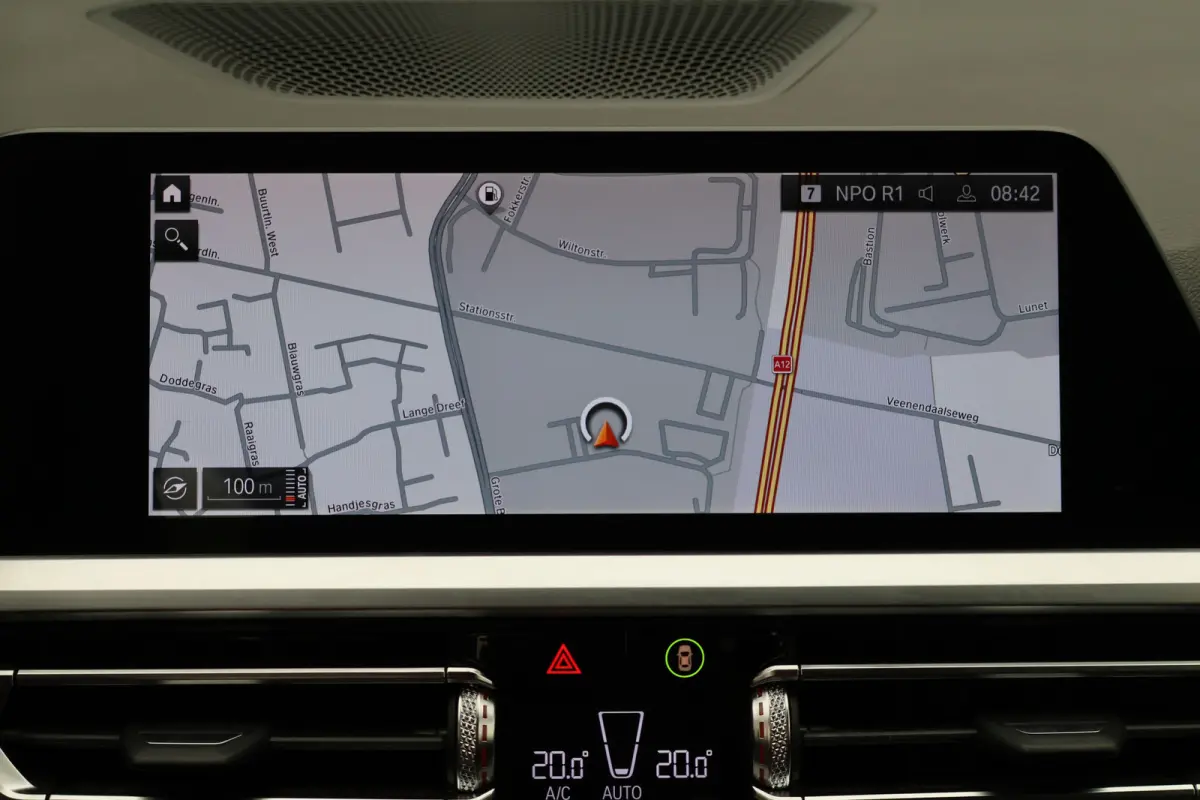 320i Executive Edition Leder/Stof, Virtual, Cruise, Apple Carplay, LED, Climate, PDC, 19''