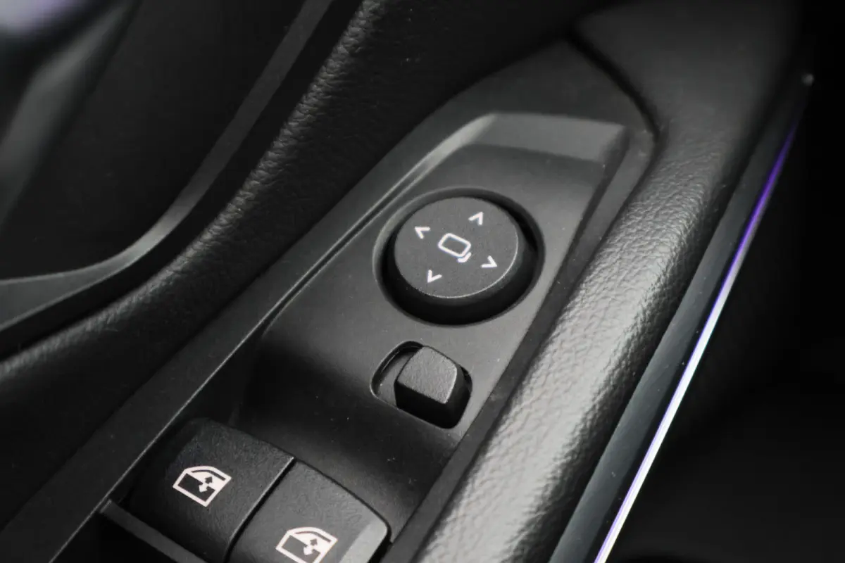 320i Executive Edition Leder/Stof, Virtual, Cruise, Apple Carplay, LED, Climate, PDC, 19''