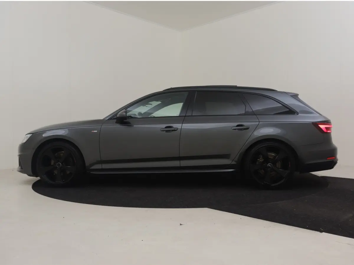 40 TFSI Sport S line edition 190PK AUTO | Trekhaak afneembaar | Elektr glazen pano-dak | Stoelverw | Climate contr | Keyless start | cruise contr | Elektr achterklep | Parkeersensoren | LED 