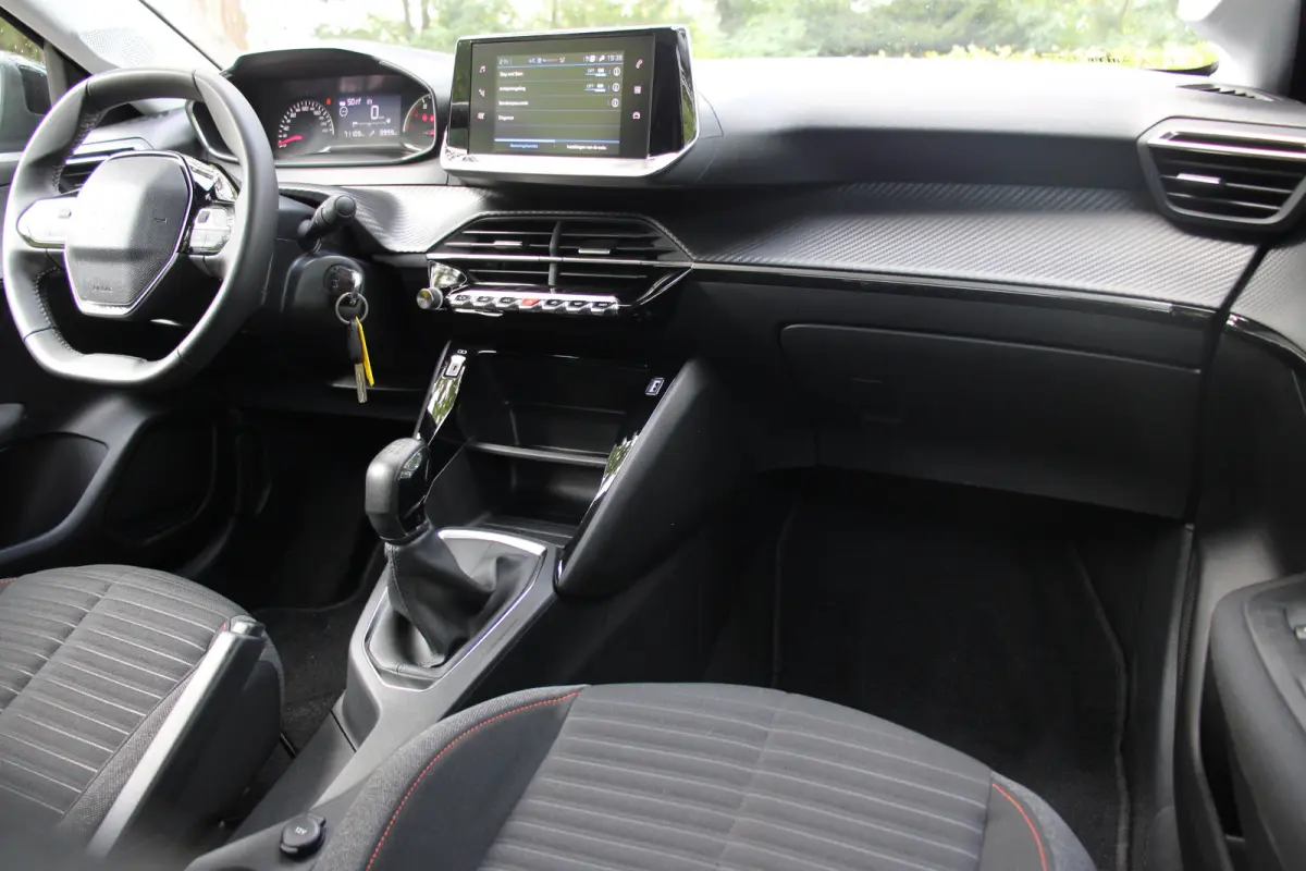 1.2 PureTech 75 Active NAVI | CLIMATE CONTROL | PARK SENS | CRUISE CONTROL | CARPLAY / ANDROID AUTO