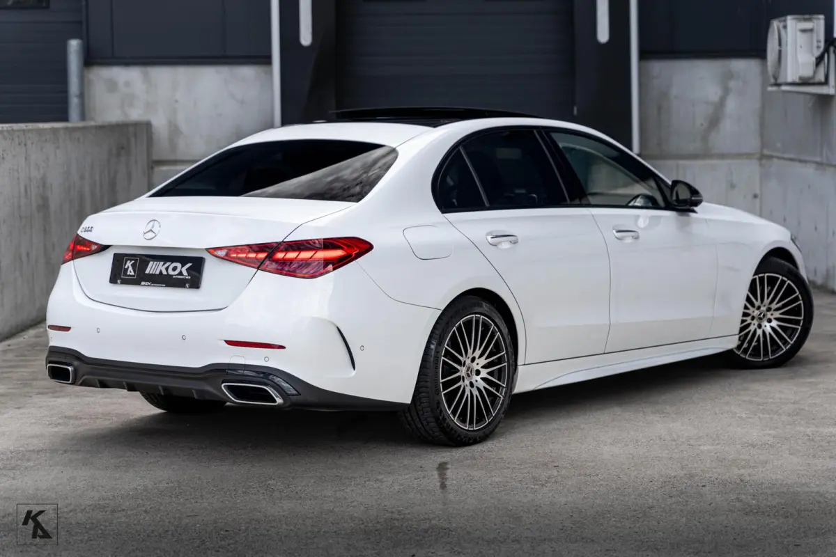 300 AMG Line