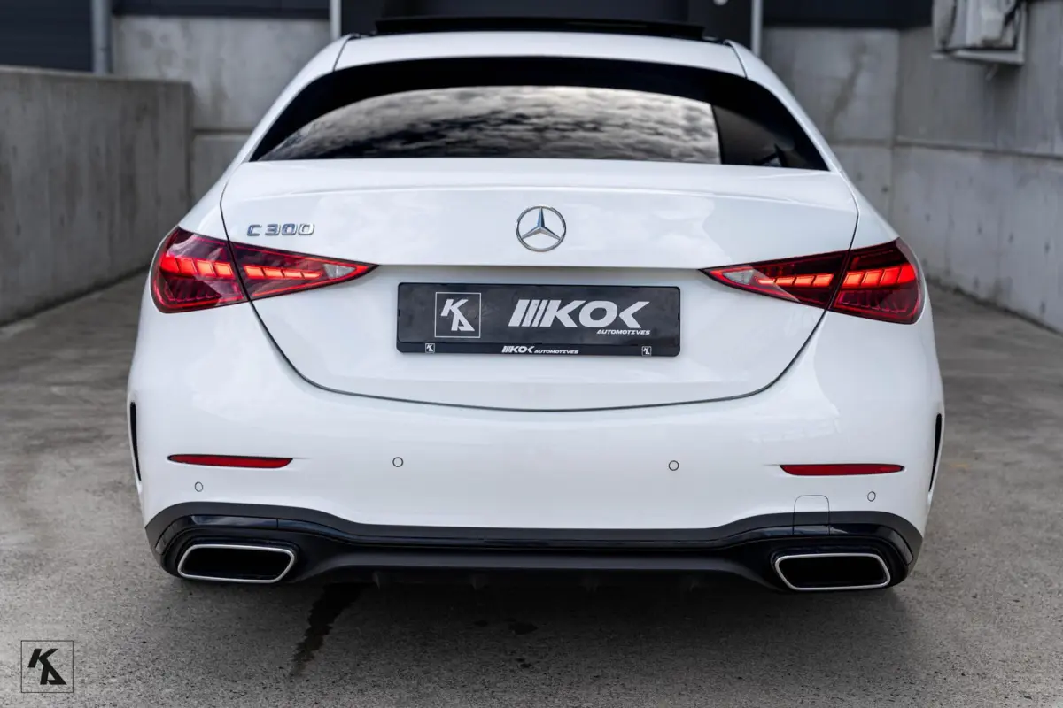 300 AMG Line