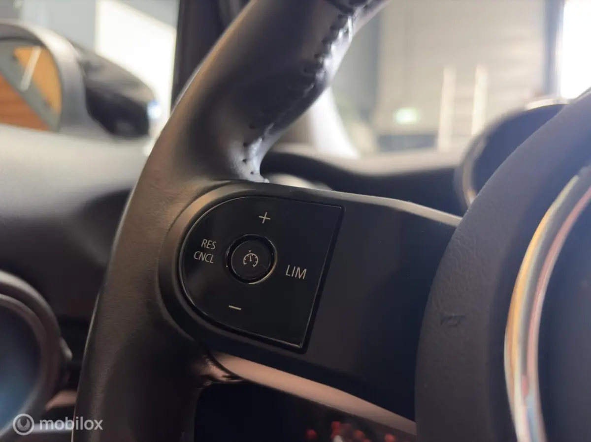 1.5 Cooper Camden Plus Edition