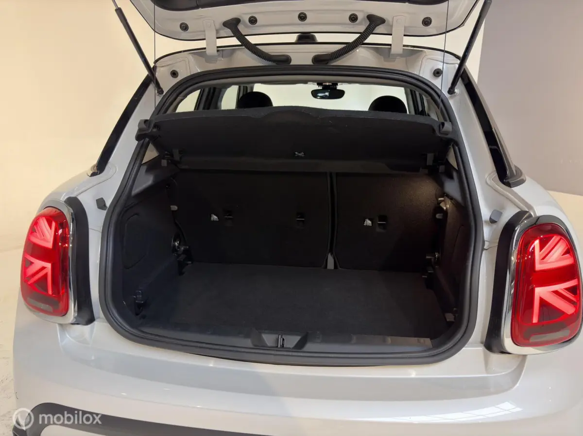 1.5 Cooper Camden Plus Edition