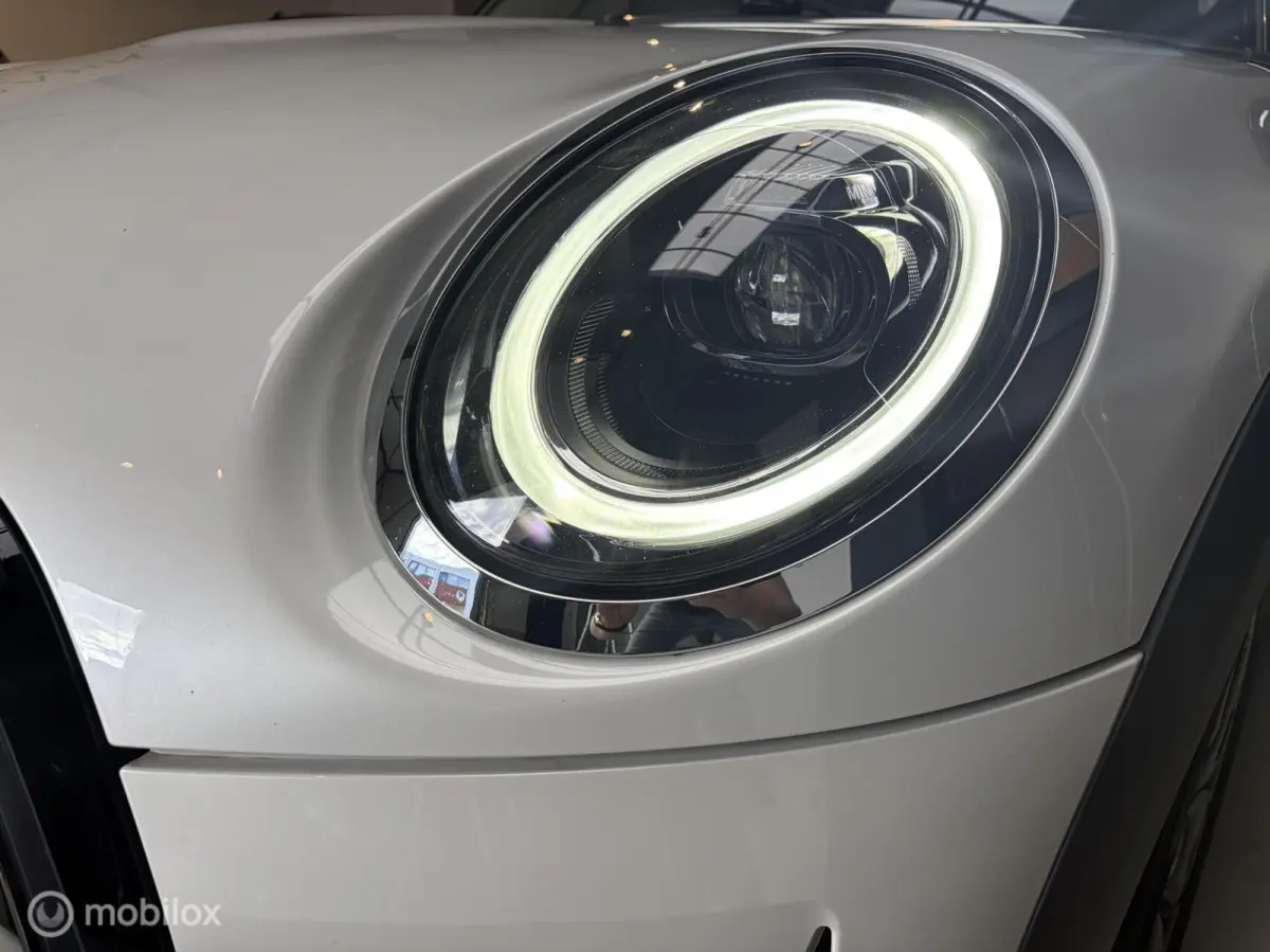1.5 Cooper Camden Plus Edition