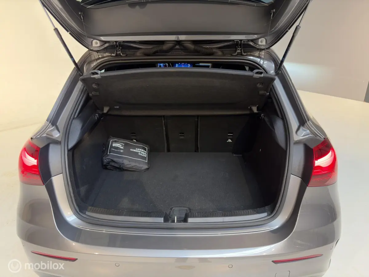A180 DCT AMG/ Burmester/ Premium/ LED