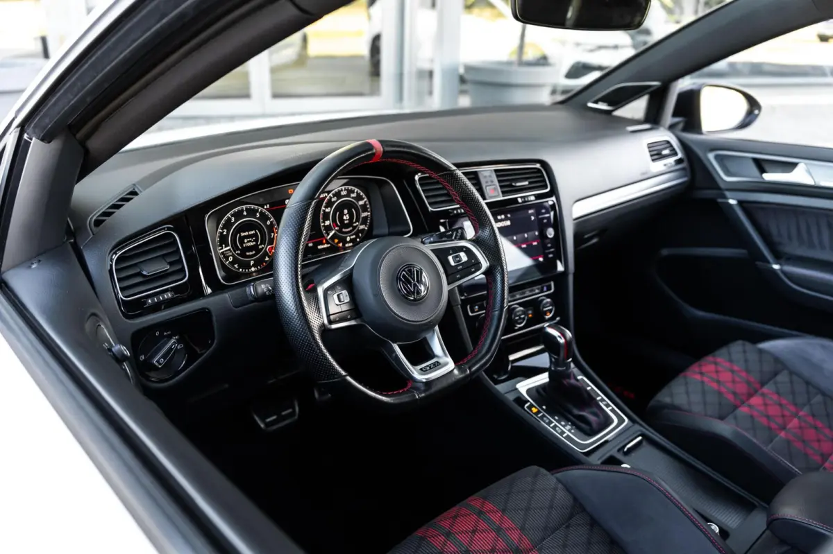 2.0 TSI GTI TCR Dsg Dynaudio Camera DCC