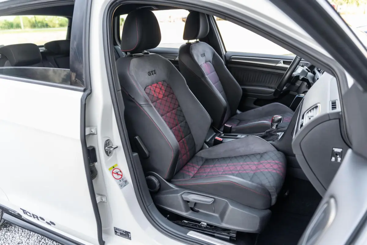2.0 TSI GTI TCR Dsg Dynaudio Camera DCC