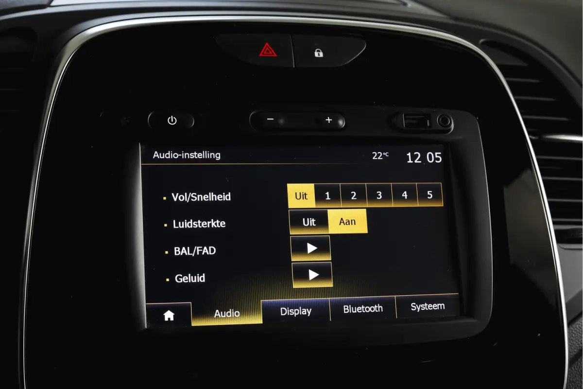 1.2 TCe 120 PK Intens - Automaat | Trekhaak | Cruise | Stoelverw. | PDC | NAV | ECC | LED | LM 17" |