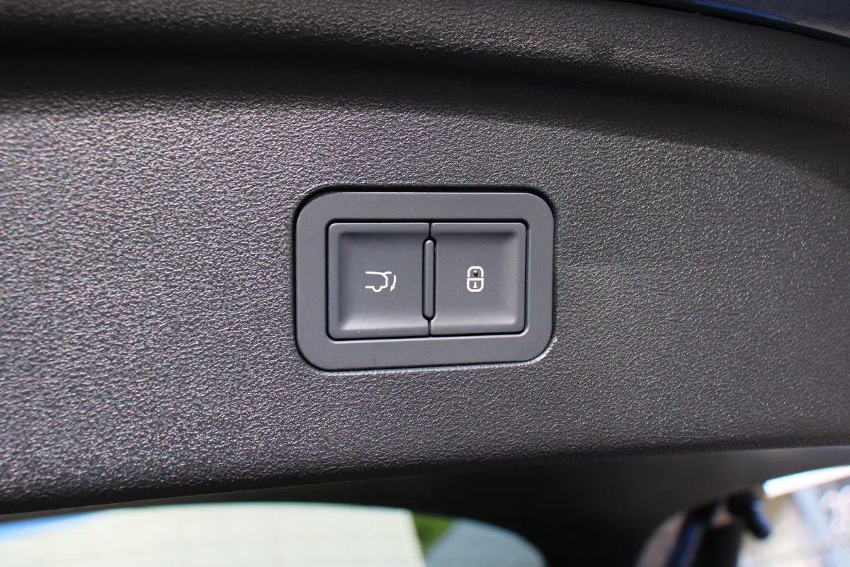 Excellence AWD 91.3 kWh 531PK! | DIRECT LEVERBAAR | PANO DAK | DYNAUDIO | 360° CAMERA | HUD | 20" LMV | KEYLESS | STOELVENTILATIE |