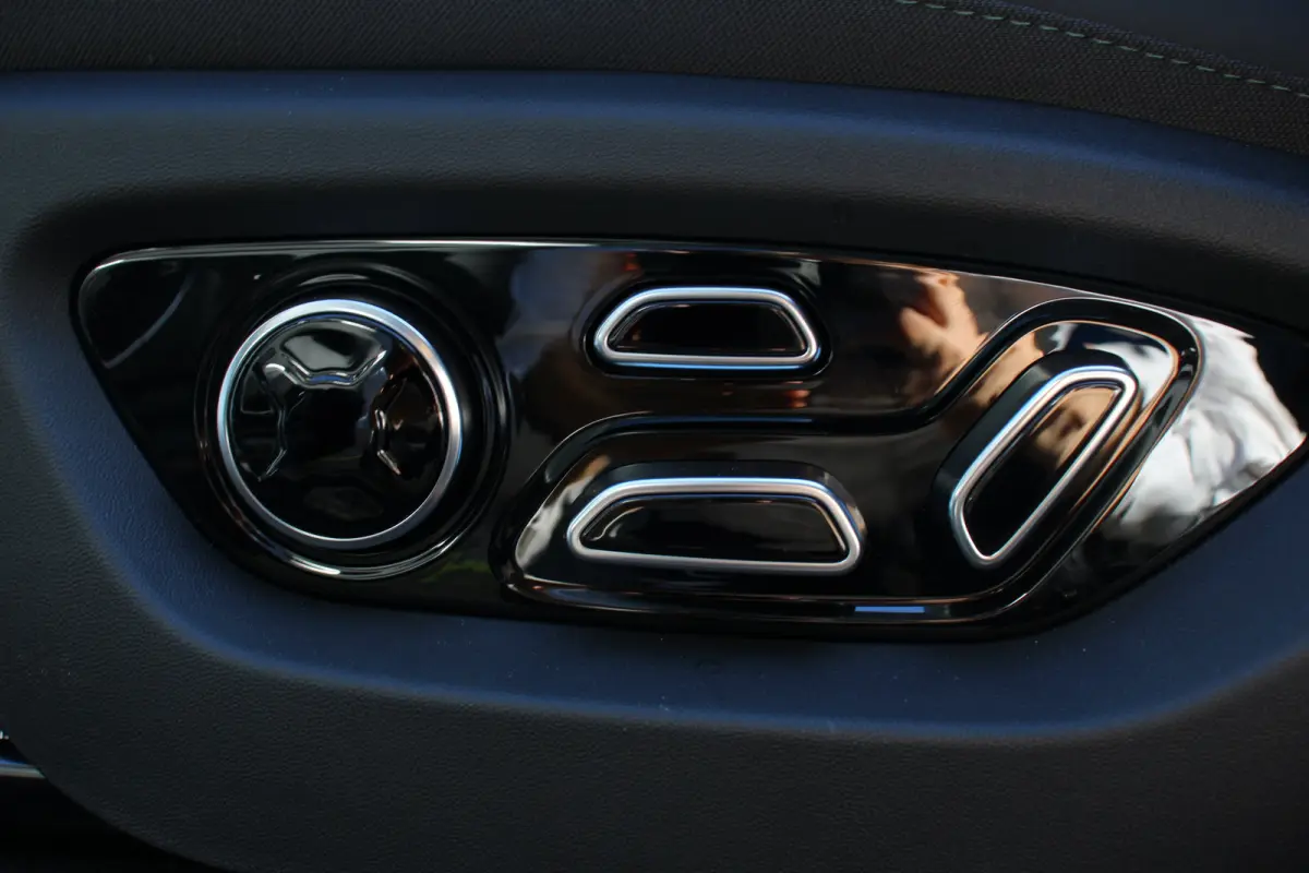 Excellence AWD 91.3 kWh 531PK! | DIRECT LEVERBAAR | PANO DAK | DYNAUDIO | 360° CAMERA | HUD | 20" LMV | KEYLESS | STOELVENTILATIE |