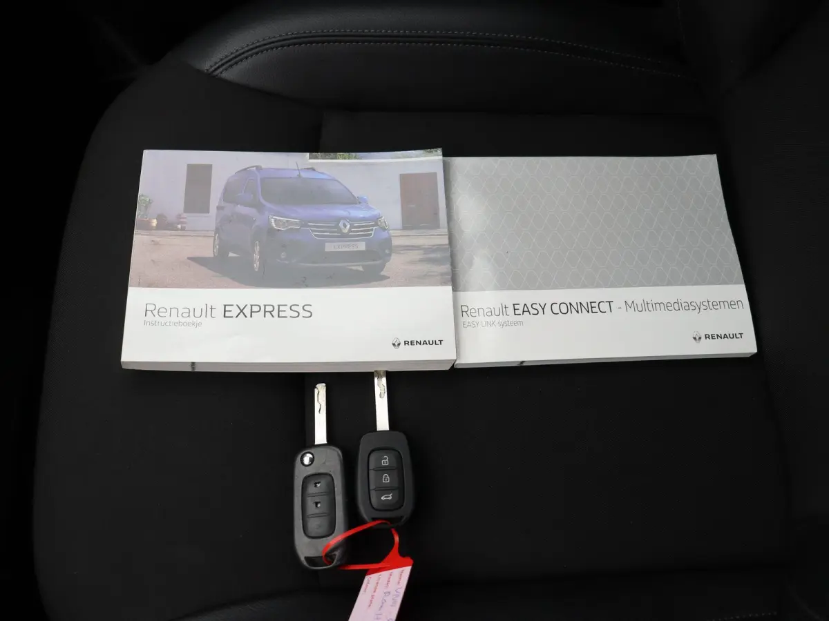 1.5 dCi 95 Comfort + | Airco | Cruise control | Apple carplay | Achteruitrij camera |
