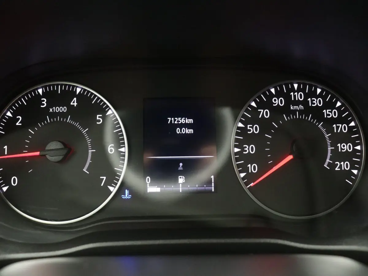 1.5 dCi 95 Comfort + | Airco | Cruise control | Apple carplay | Achteruitrij camera |