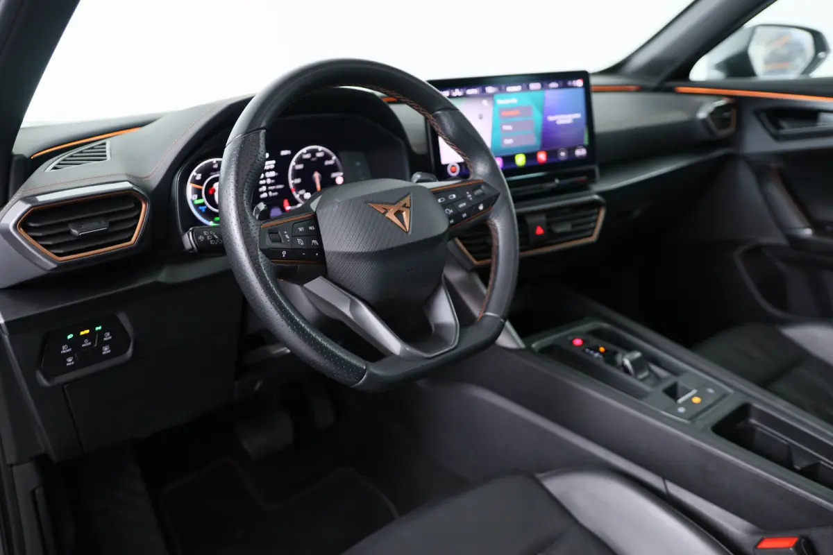 1.4 e-Hybrid VZ Performance | Achteruitrijcamera | Apple Carplay/Android Auto|telefoonintegratie premium | Audio installatie
