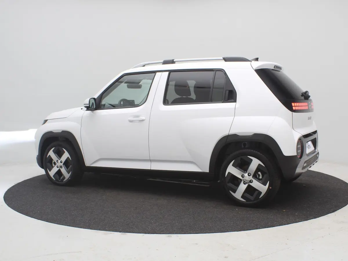 Evolve Sky 49 kWh / €2000,- Voordeel / Snel Leverbaar / Warmtepomp / Stoel- & Stuurverwarming / Climate Control / Adaptive Cruise Control / / 3 Fase /