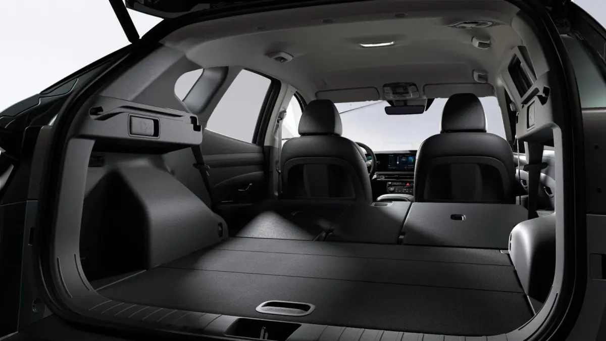 1.6 T-GDI PHEV Comfort Plus / Elektrische Achterklep / Stoel+Stuur Verwarming / Achteruitrij Camera / Keyless / Navigatie /