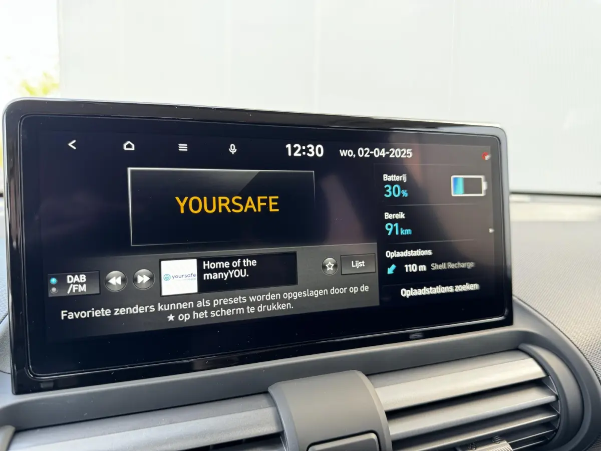 Evolve 49 kWh / €2000,- Voordeel / Snel Leverbaar / Adaptive Cruise / Keyless / Navigatie /
