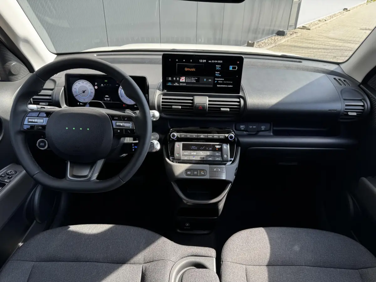 Evolve 49 kWh / €2000,- Voordeel / Snel Leverbaar / Adaptive Cruise / Keyless / Navigatie /
