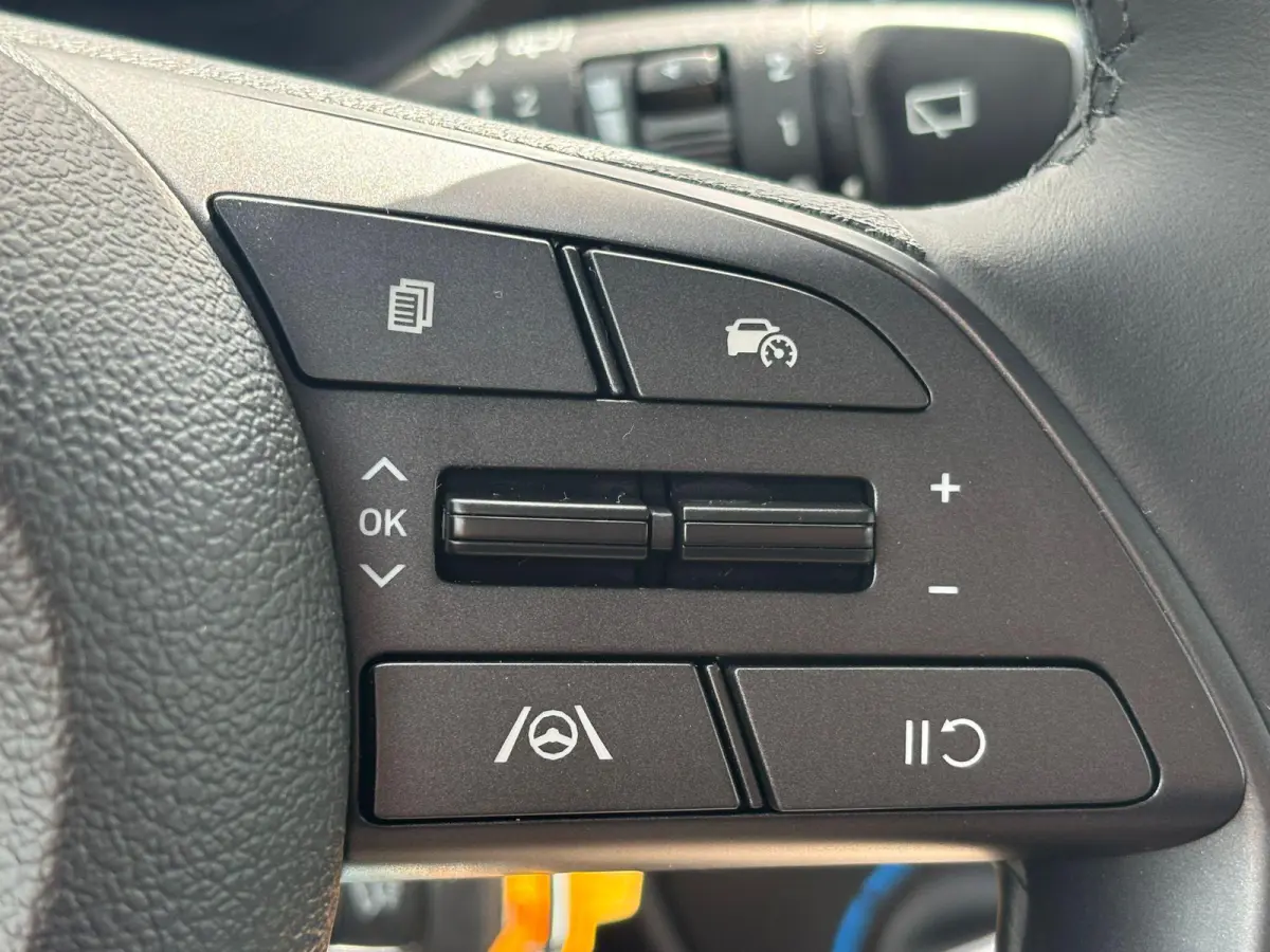 1.0 T-GDI Comfort / Uit Voorraad Leverbaar / Navigatie / Cruise / Elektrische Ramen V+A / Apple Carplay & Android Auto / 16'' LM Velgen /
