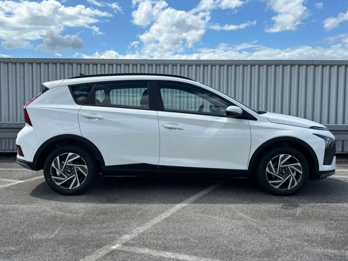 1.0 T-GDI Comfort / Uit Voorraad Leverbaar / Navigatie / Cruise / Elektrische Ramen V+A / Apple Carplay & Android Auto / 16'' LM Velgen /