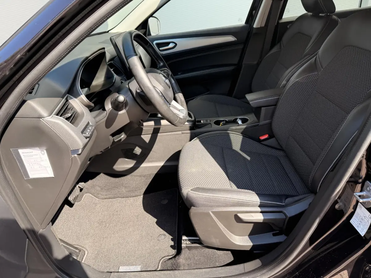 1.6 E-Tech Hybrid 145 Intens / Dealer Onderhouden / Achteruitrij Camera / Apple Carplay&Android Auto / Adaptive Cruise / Keyless / Clima /