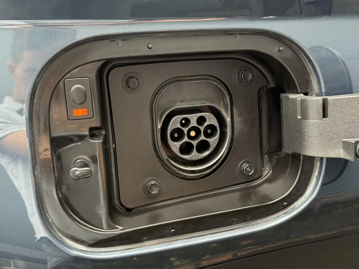 1.6 T-GDI PHEV Comfort Smart 4WD / Sky / Dealer Onderhouden / Trekhaak / 1350KG Trekgewicht / Schuif Kantel Dak / Adaptive Cruise / Apple Carplay&Adnroid Auto / Keyless /