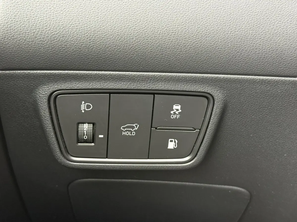 1.6 T-GDI PHEV Comfort Smart 4WD / Sky / Dealer Onderhouden / Trekhaak / 1350KG Trekgewicht / Schuif Kantel Dak / Adaptive Cruise / Apple Carplay&Adnroid Auto / Keyless /