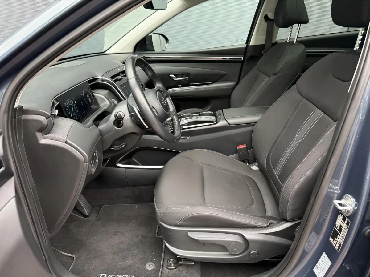 1.6 T-GDI PHEV Comfort Smart 4WD / Sky / Dealer Onderhouden / Trekhaak / 1350KG Trekgewicht / Schuif Kantel Dak / Adaptive Cruise / Apple Carplay&Adnroid Auto / Keyless /