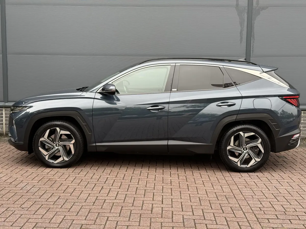 1.6 T-GDI PHEV Comfort Smart 4WD / Sky / Dealer Onderhouden / Trekhaak / 1350KG Trekgewicht / Schuif Kantel Dak / Adaptive Cruise / Apple Carplay&Adnroid Auto / Keyless /