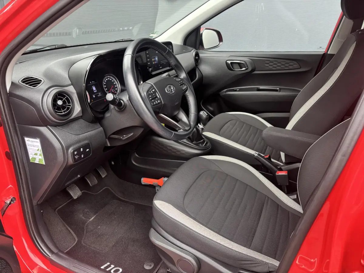 1.0 Comfort Smart / Dealer onderhouden / Navigatie / Apple Carplay / Android auto / Achteruitrijcamera / Cruise control / DAB radio /